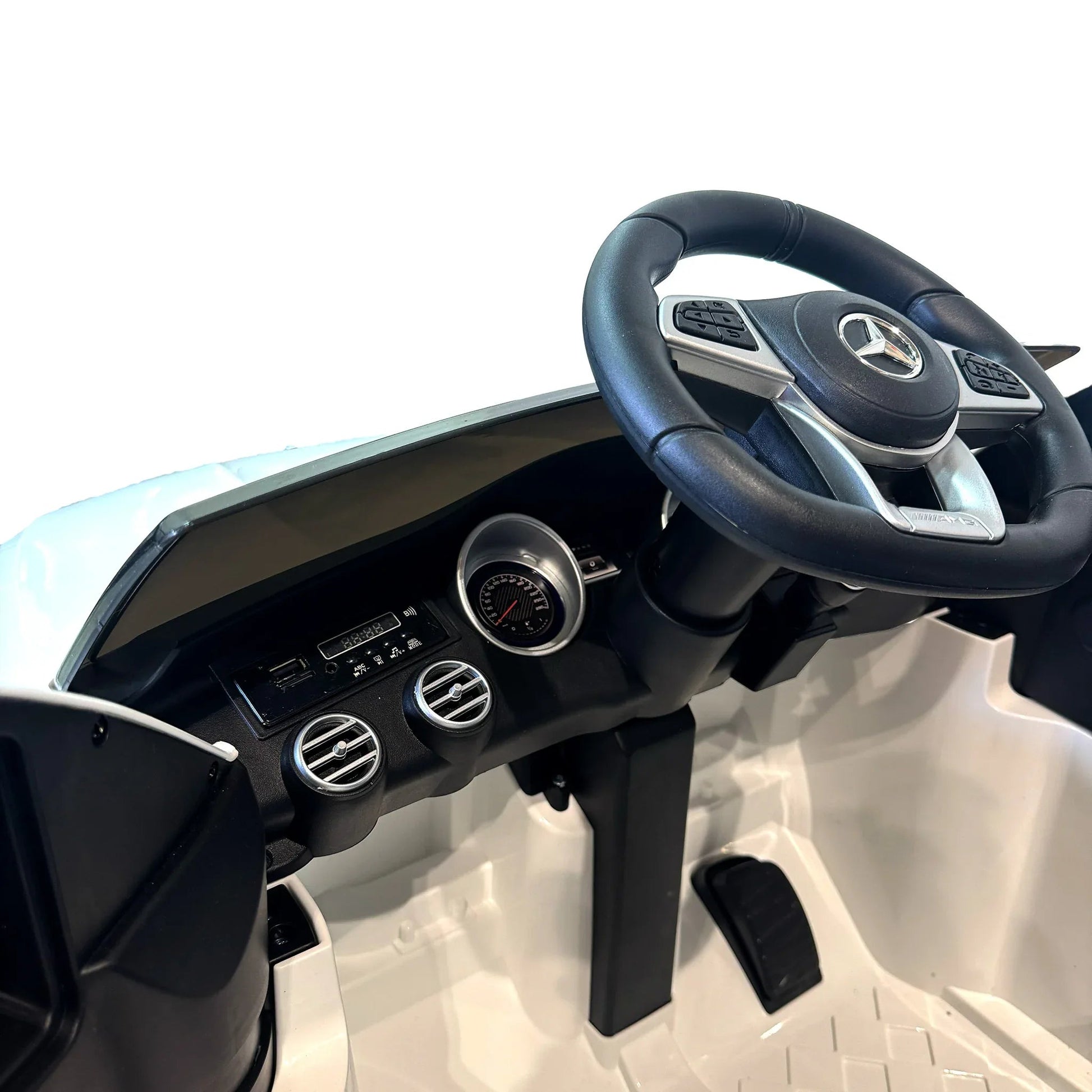 MERCEDES GLC 63S - MP3 — fanali posteriori