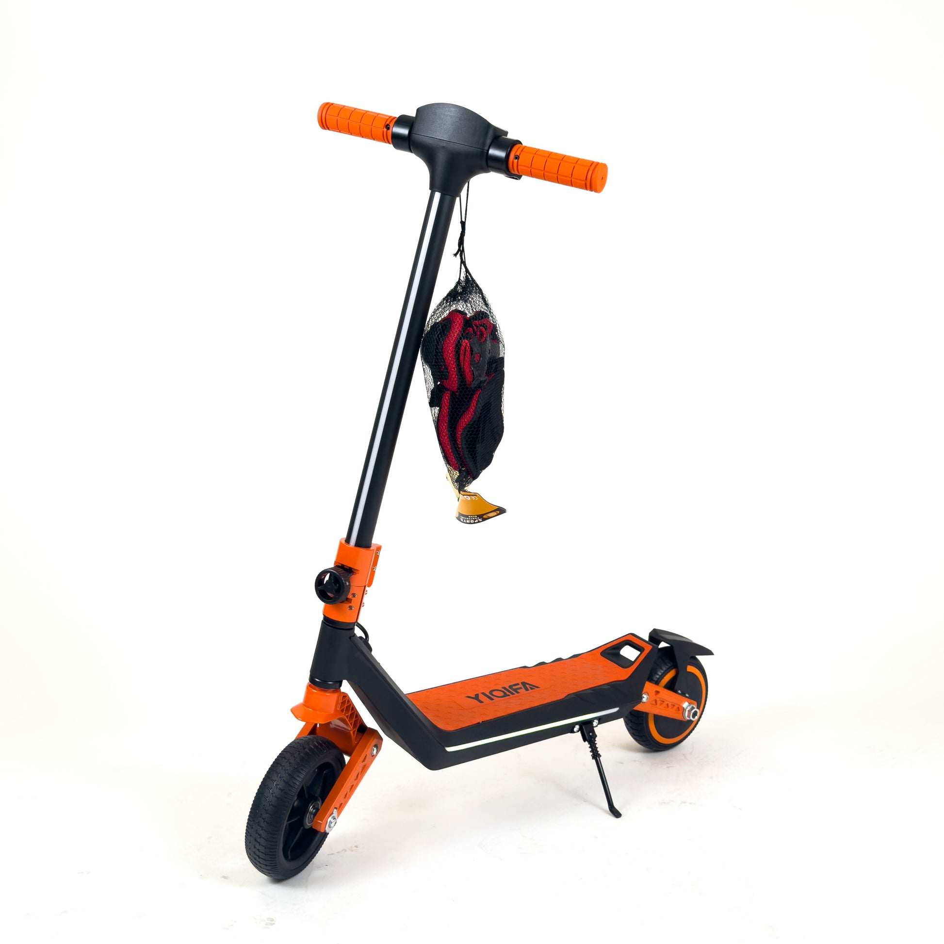 MONOPATTINO E-SCOOTER U8 — vista laterale